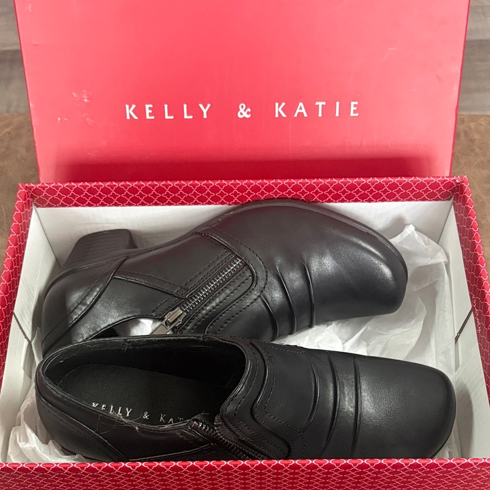 New in Box Kelly & Katie Black Slip-On Heels, Size 8W
